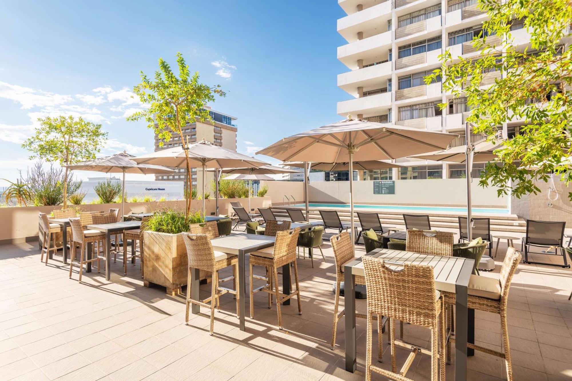 Hilton Garden Inn ווינדהוק מראה חיצוני תמונה